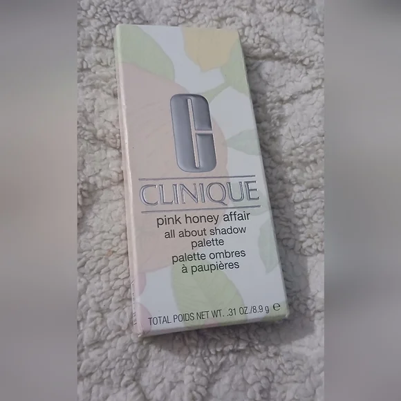 Clinique All About Shadow Palette - Soft Pastels "PINK HONEY AFFAIR" - Picture 1 of 4
